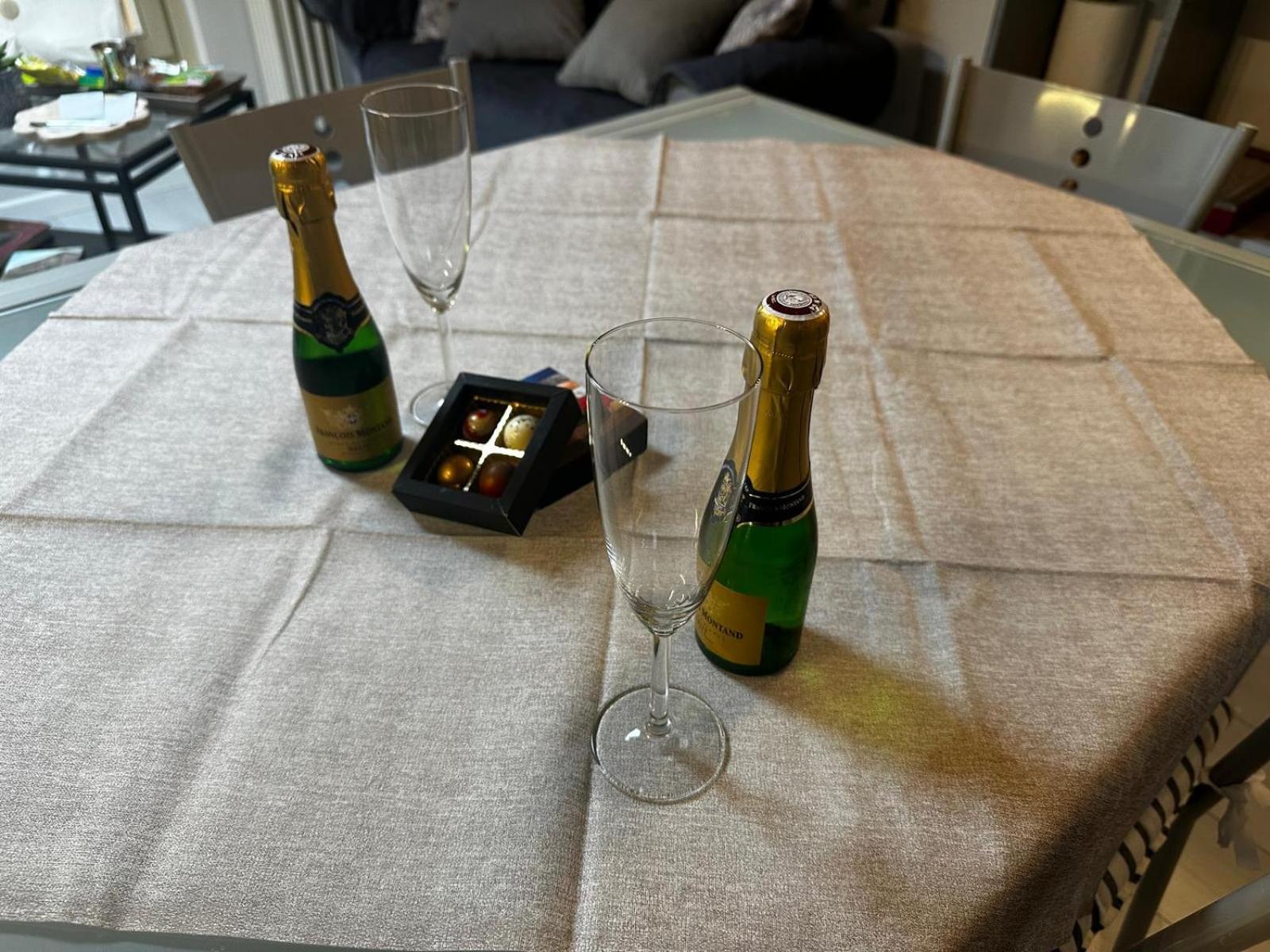 Residenza Golese Apartment Parma Bagian luar foto